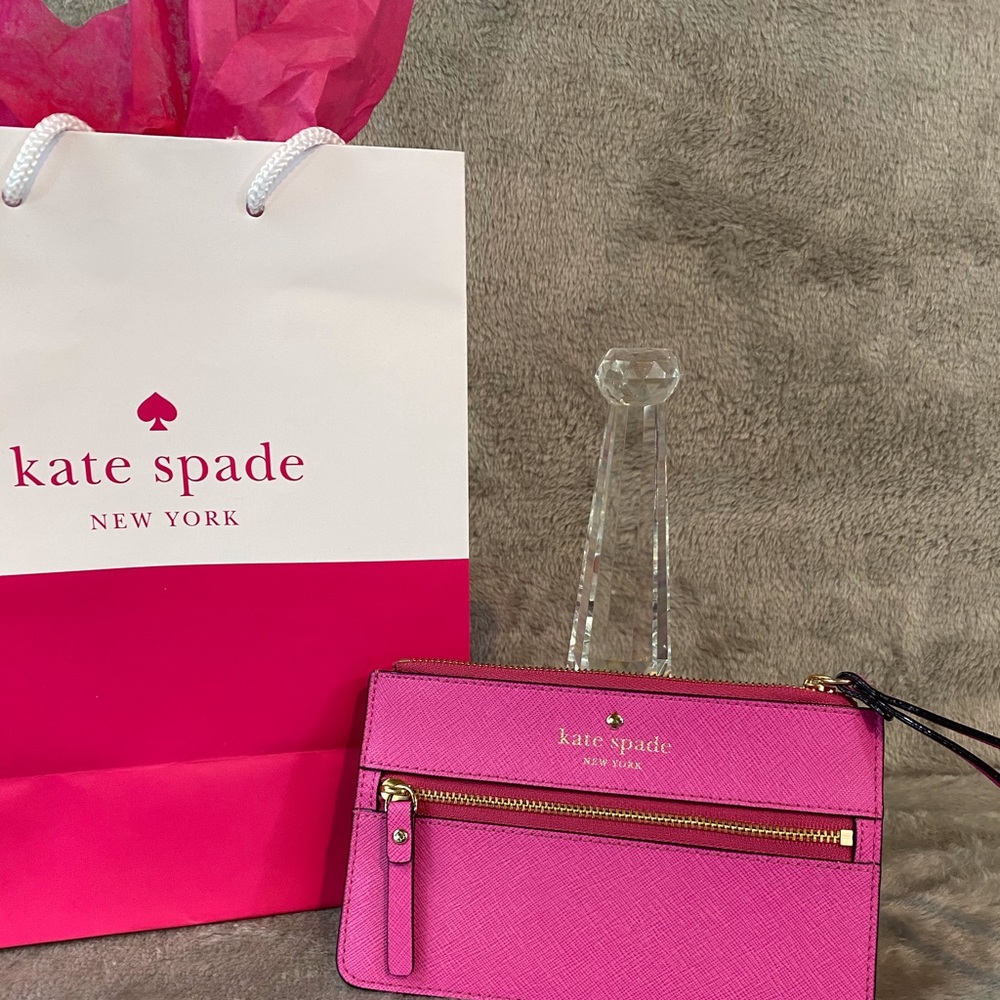 NWOT Kate Spade Zippered Wristlet - Picture 2 of 8